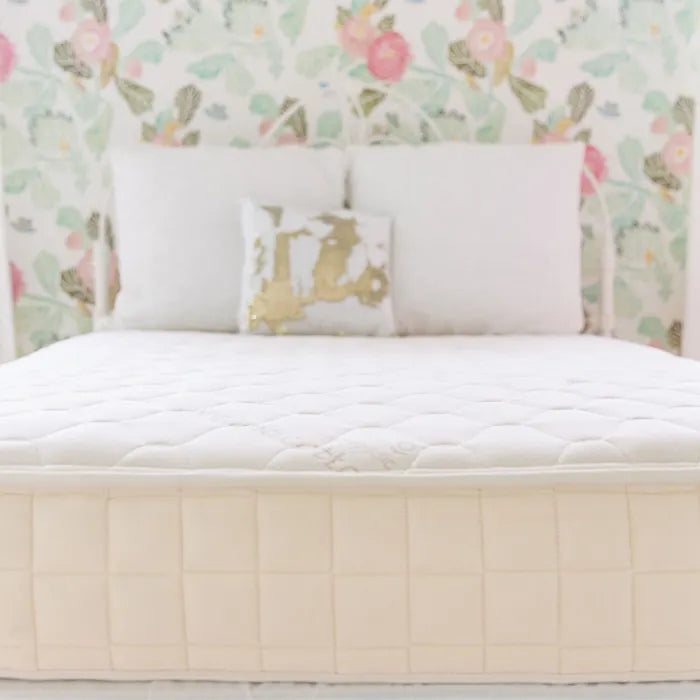 Verse Organic Mattress is made from safer, healthier, 100% GOTS certified organic cotton and wool, this mattress does not contain glues, adhesives or polyurethane foam